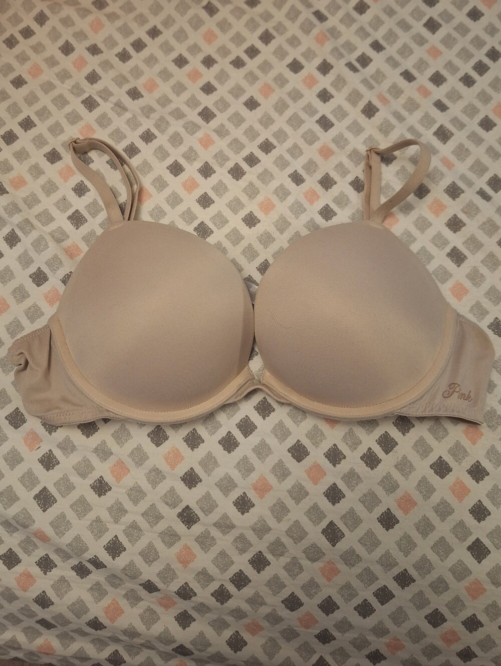 PINK Victoria's Secret Nude/Tan Wear Everywhere Super Push Up Bra 36B